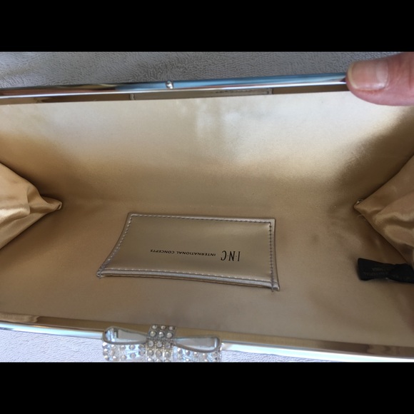 Macy’s INC International Concepts Gold Glitter Bag - Picture 2 of 7